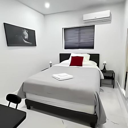 Cozy Private Room, Near The Airport - Free Parking - 01 Miami Exterior photo